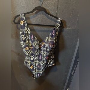 Juniors Agua Bendita Floral One Piece - Navy Blue with Flowers